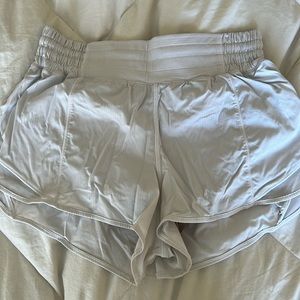 lululemon hotty hot high rise 2.5’